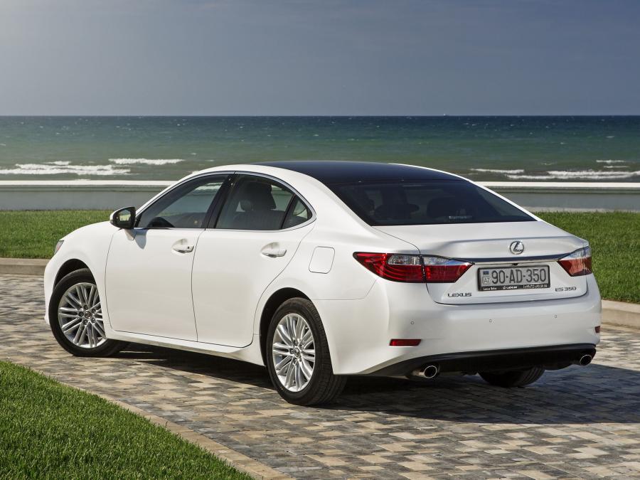  Lexus ES350 2013 года  (CIS) (фото 17 из 26)